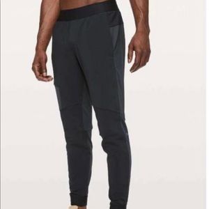 Men’s Lululemon Cross Challenger Jogger